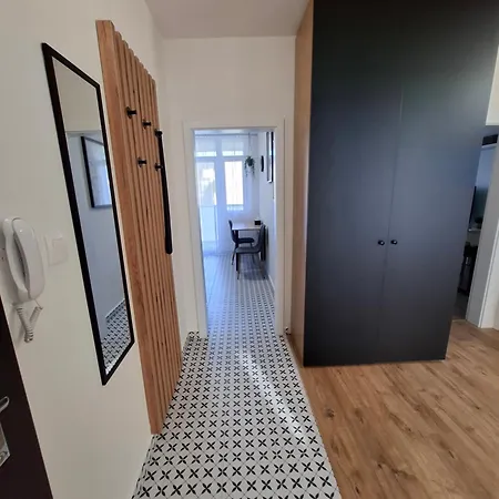 Oli * Banská Bystrica