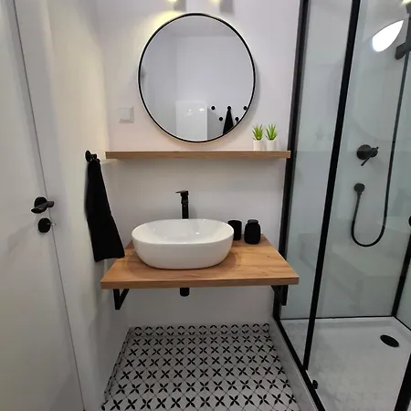 Oli Apartment